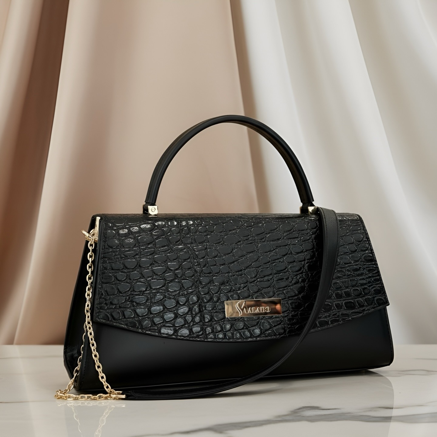 Sac à main croco noir — poignée sculptée