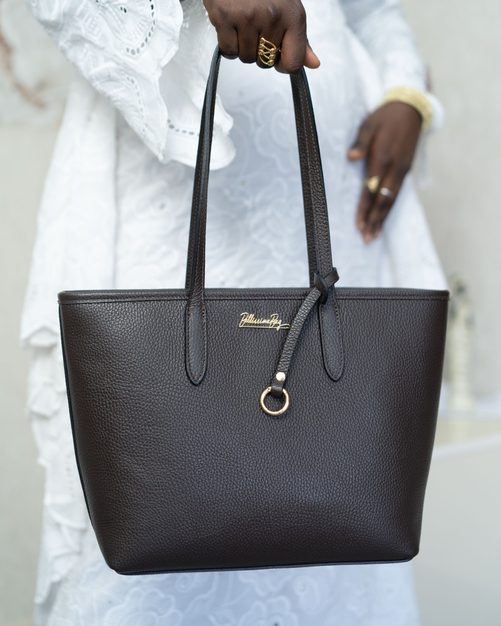 Cabas chocolat — anneau et pampille cuir