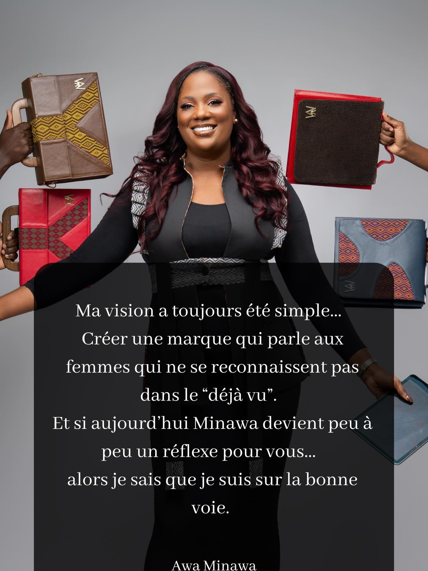 Awa Minawa — la fondatrice entourée de ses créations