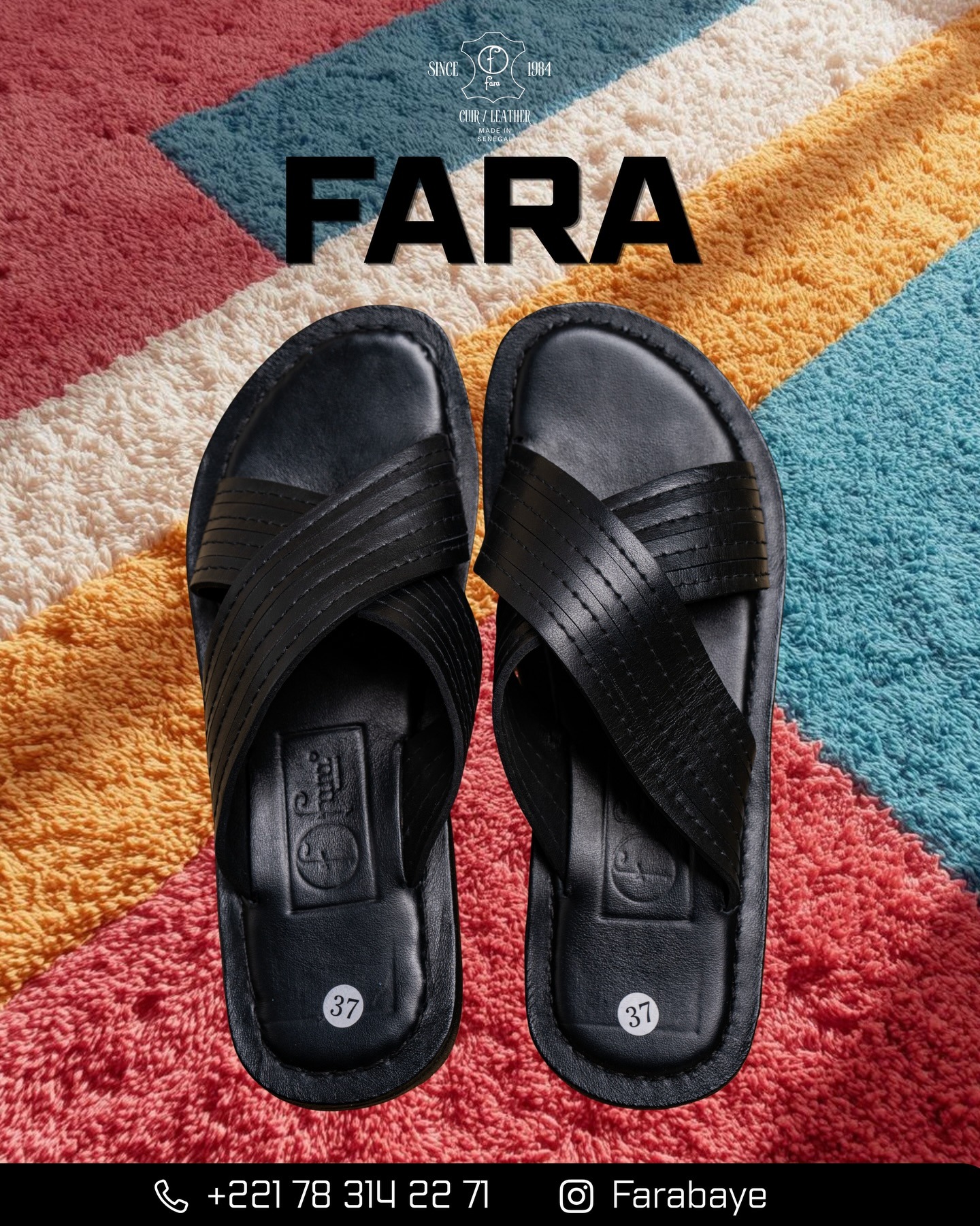 Mules croisées en cuir noir nervuré