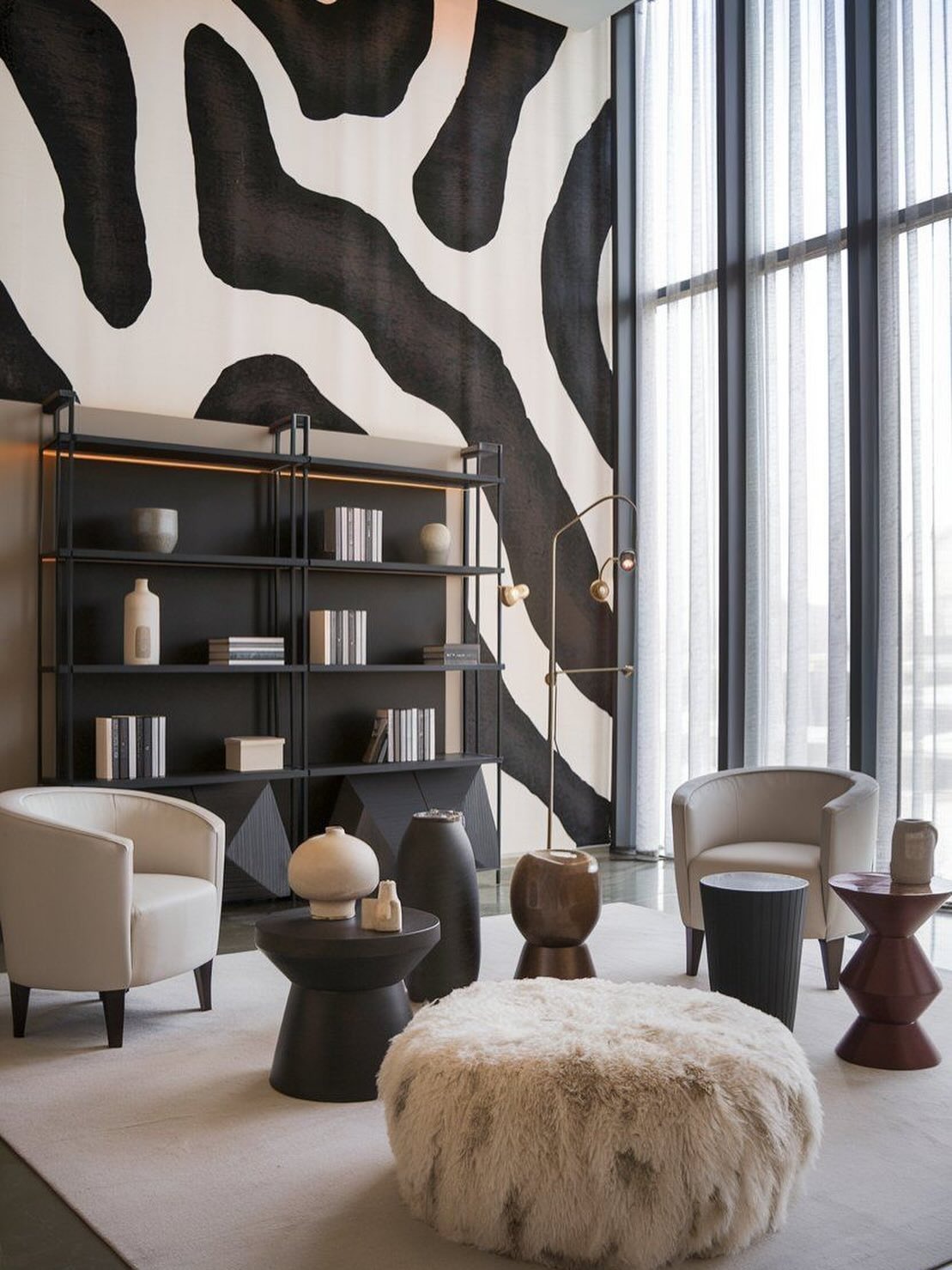 Salon graphique, fresque noir et blanc