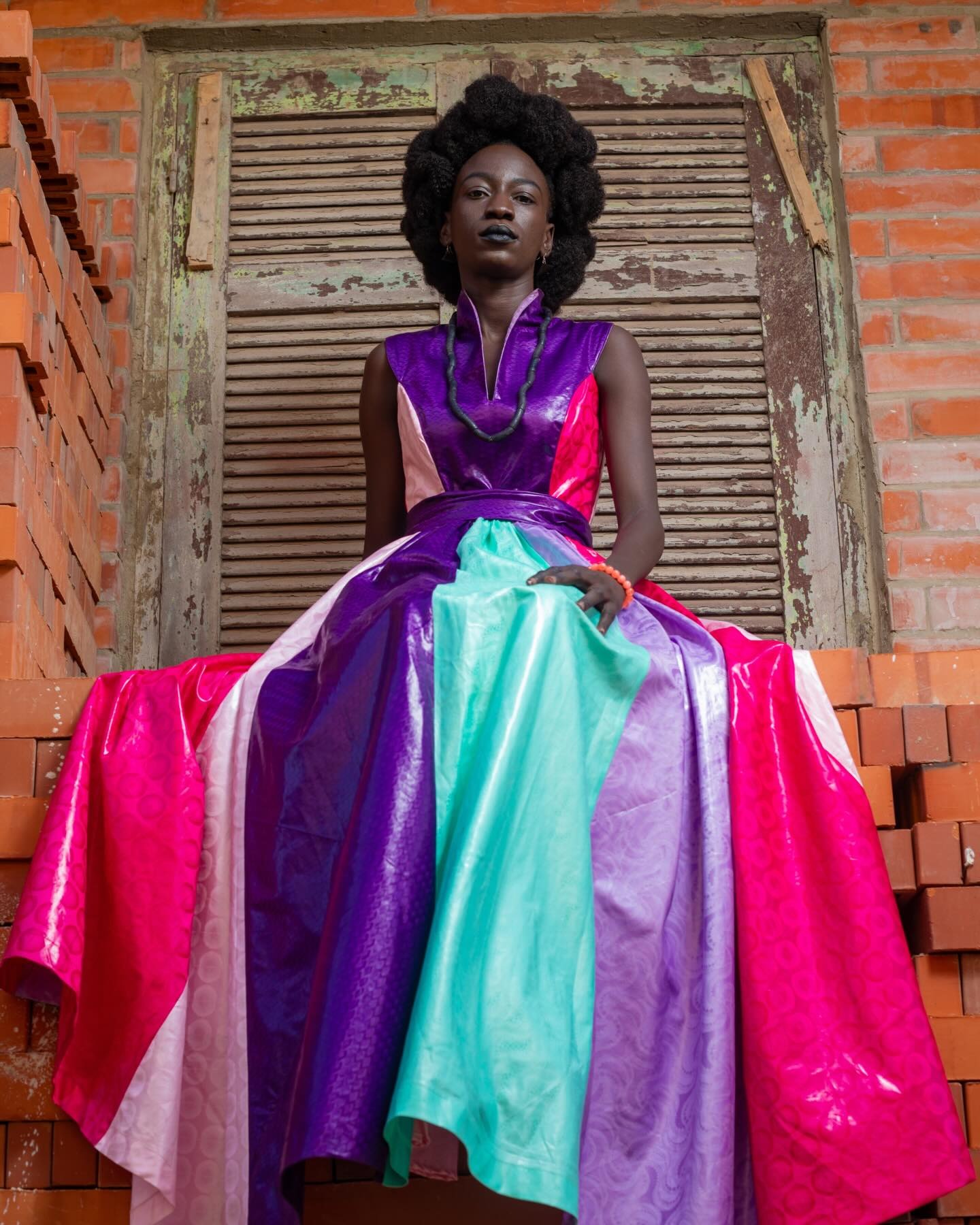 Robe patchwork bazin — pourpre, fuchsia & vert d'eau