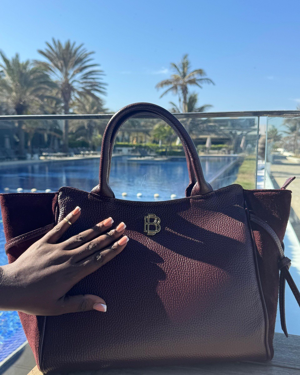 Sac bordeaux monogramme B, escale piscine