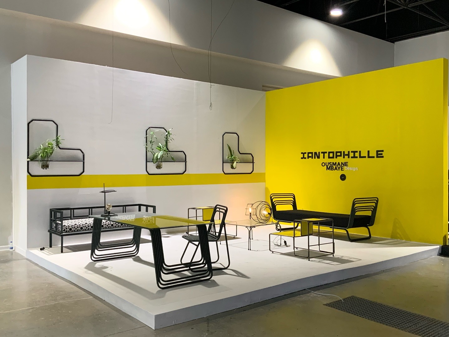 Scénographie Xantophille – stand jaune signature