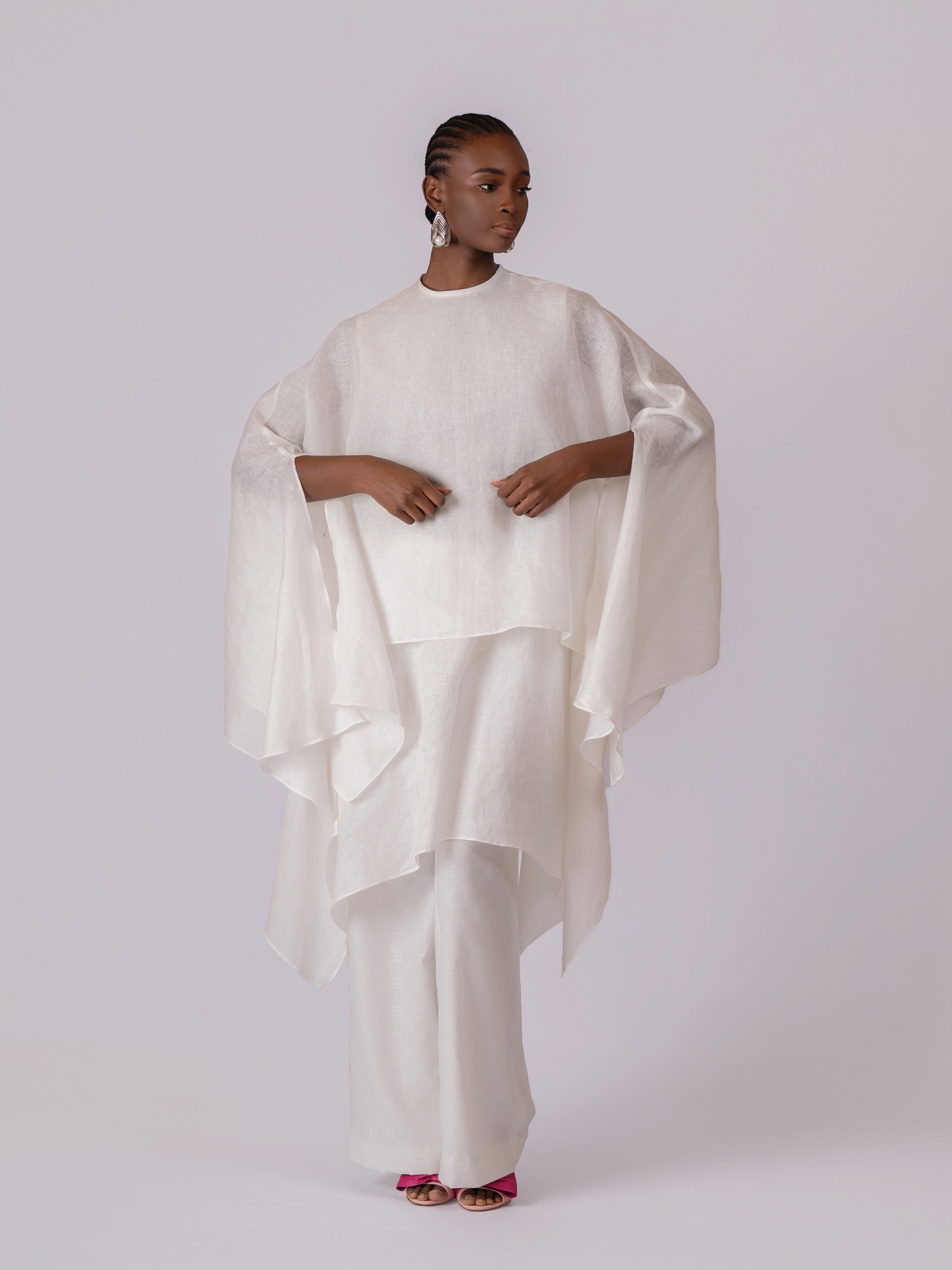 Cape en organza de lin blanc